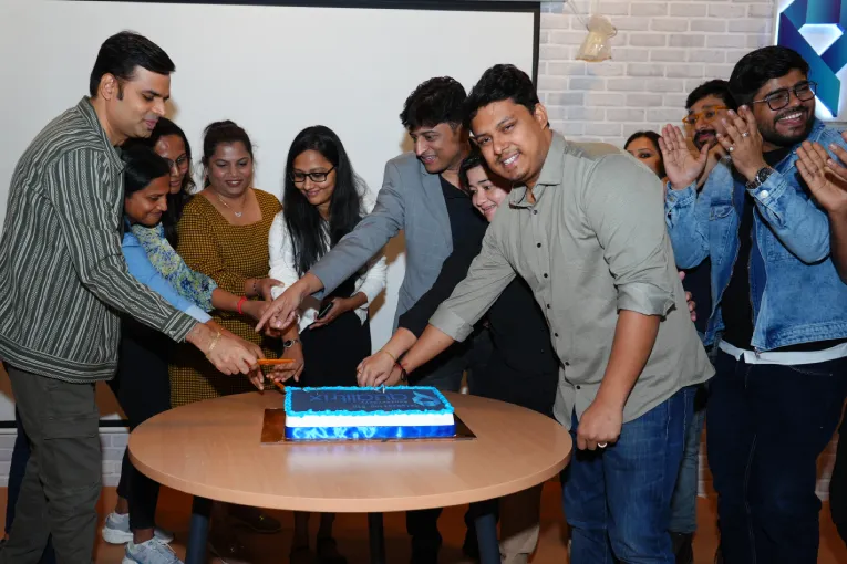 Qualitrix-gallery-celebration-